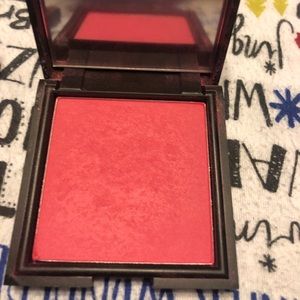 Younique make up blush pink use d